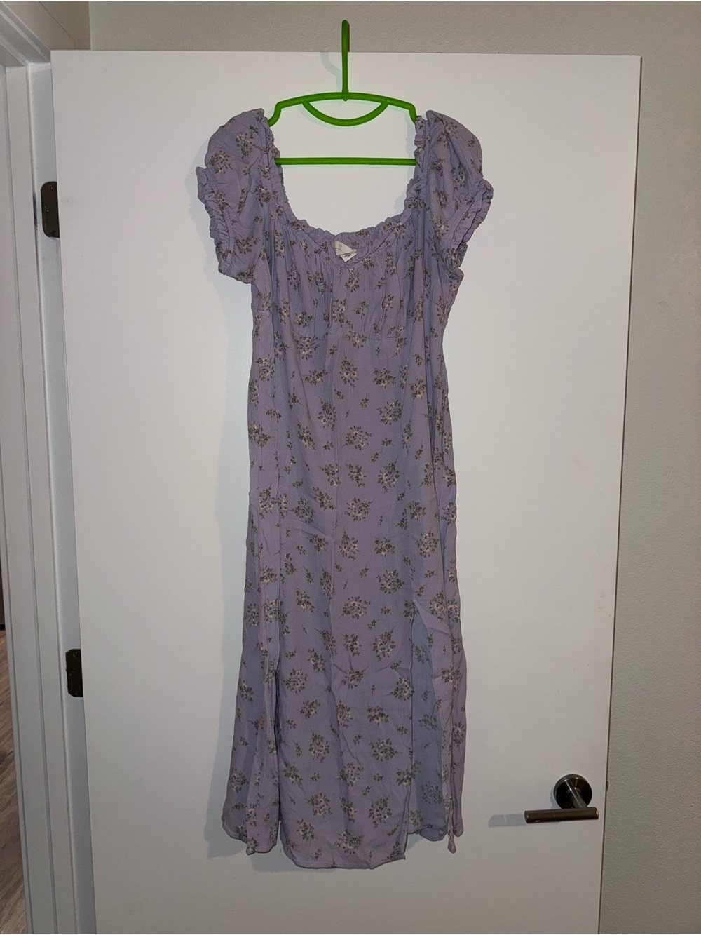 H&M Lavender Floral Puff-Sleeve Midi Dress